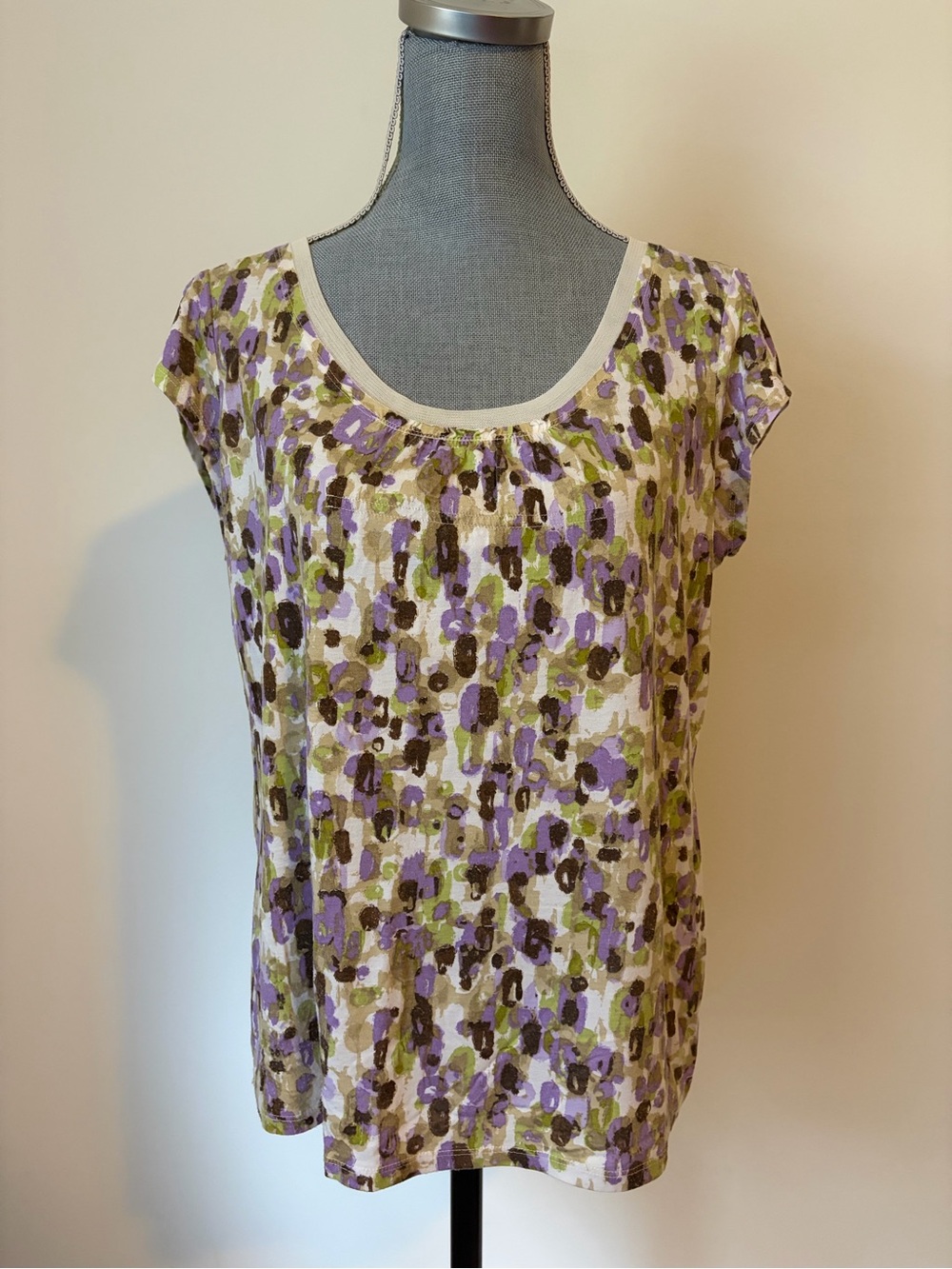 Abstract Soft Neck Top in Purple and Olive